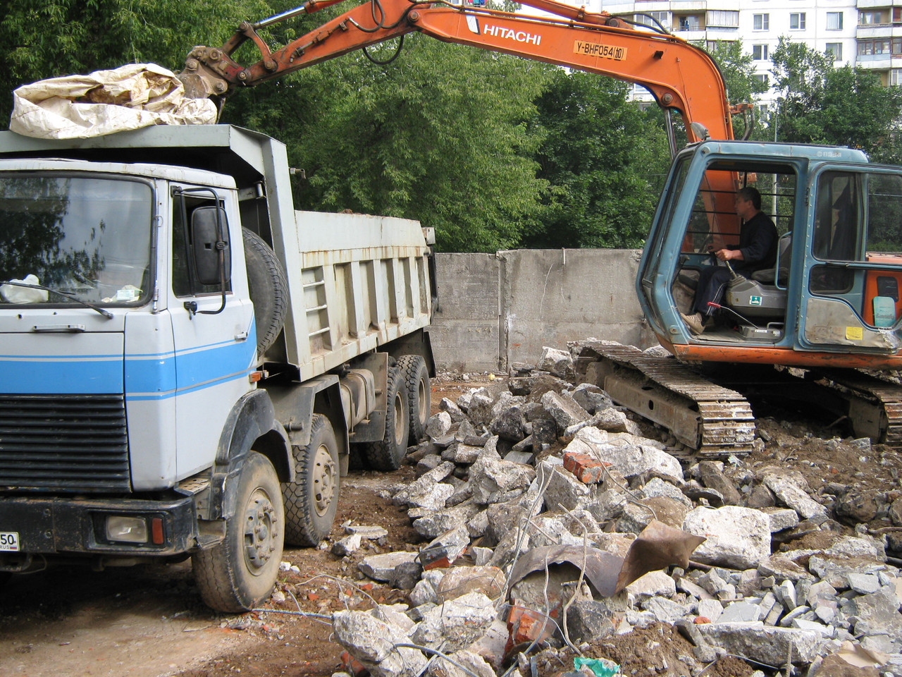 Вывоз строительного мусора в Ухте, Сыктывкаре и всей Республике Коми